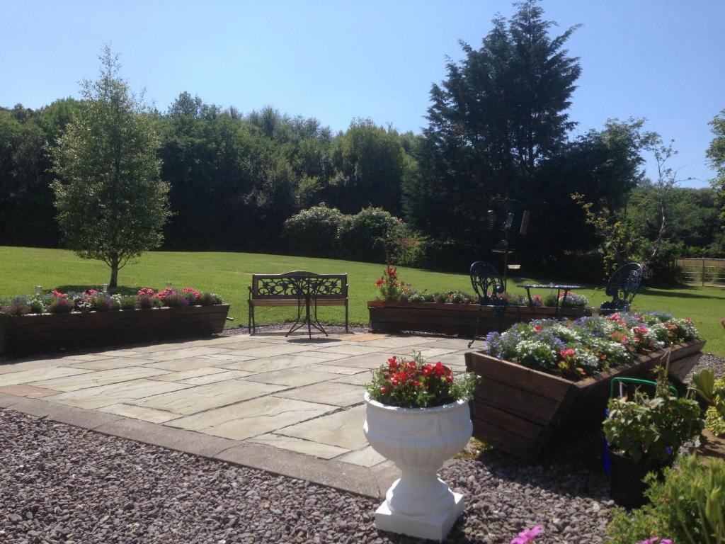 Glencurrah House B&B เกลนเบห์ ภายนอก รูปภาพ