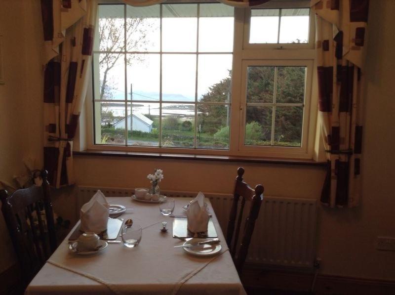 Glencurrah House B&B เกลนเบห์ ภายนอก รูปภาพ